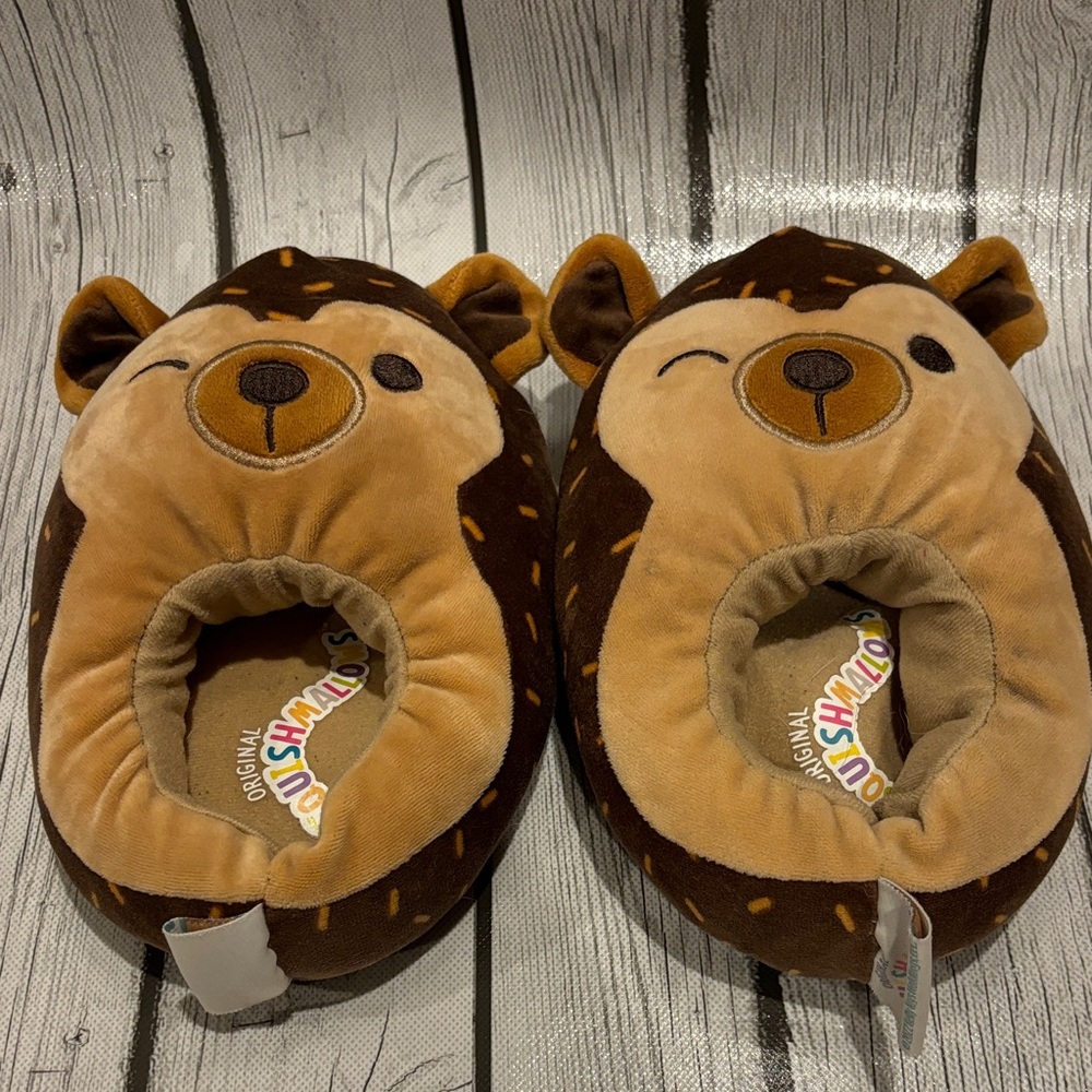 OriginalSquishmallows kids size 13/1 hedgehog slippers